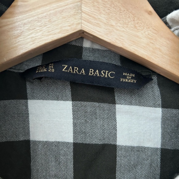 Zara Mens Green and White Plaid Medium Button Down Shirt - Picture 2 of 3